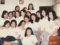 Unggah Foto Kenangan, Annisa Pohan Awet Muda!
