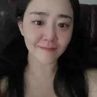 Unggah Foto Selfie dengan Mata Berkaca-kaca, Moon Geun Young Bikin Fans Khawatir - Didoakan Agar Bahagia