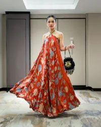 Unik Banget! 10 Potret Andien Aisyah Padukan Kain Tradisional Indonesia Dalam Outfitnya, Bisa Jadi Inspirasi Loh