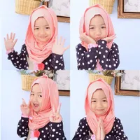 Unyu Banget! Inilah Cucu Aa Gym Yang Hobi Pakai Hijab Fashionable