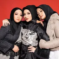 Usai Mualaf, 8 Potret Nadya Adik Nathalie Holscher yang Cantik Dalam Balutan Hijab - Didoakan Istiqomah