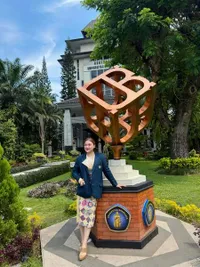 Vicky Shu Kuliah S2, Ambil Jurusan Magister Wawasan Pertahanan Nasional
