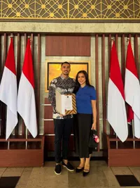 Vincent Verhaag Resmi Jadi WNI, Jessica Iskandar Terharu dan Bahagia
