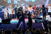 Viral, 8 Potret Ghea Youbi & Ucie Sucita Joget Bareng Wali Kota Tegal - Tuai Kritik Pedas Netizen