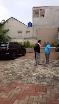 Viral Rizky Billar Dimarahi Warga Karena Ngebut di Kampung, Netizen: Ngeri Bapaknya Dibanting 