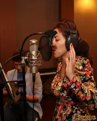 Venna Melinda Rekaman Album Untuk Anak Jalanan