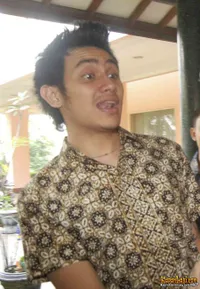 Vicky Nitinegoro di Resepsi Pernikahan Adul