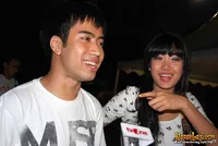 Vidi Aldiano - Widy Vierra Nonton Cobra Starship