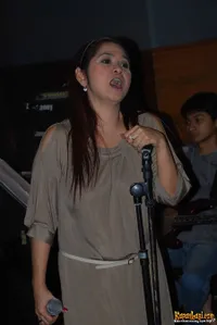Vina Panduwinata di Sleix Studio