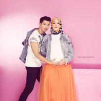 Warna-Warni, Maternity Shoot Fairuz A Rafiq Bersama Sonny Septian