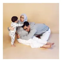 Weekend Ala Nycta Gina, Temani Anak Main Mandi Bola!
