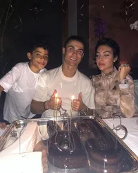 Weekly Hot IG: Foto Terbaru Adele yang Makin Langsing - Surprise Ultah Cristiano Ronaldo