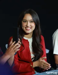 Yasmin Napper Takjub Syuting di China, 'ASSALAMUALAIKUM BEIJING 2' Sajikan Keindahan Ningxia