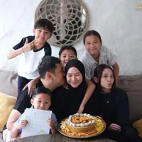 Zaskia Adya Mecca Ajak Anak-anaknya Liburan ke Puncak, Hanung Bramantyo Ngaku Kangen!