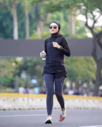 Zee Zee Shahab Ungkap Manfaat Rutin Lari 6 Tahun Belakangan