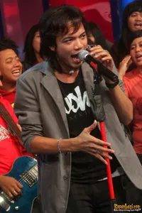 Zigaz Mengisi Acara DAHSYAT di Studio RCTI