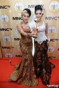 Foto 2 Racun Youbi Sister