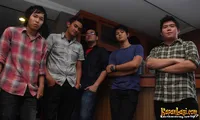Foto AOP Band