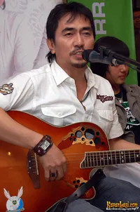 Foto Aa Gatot Brajamusti