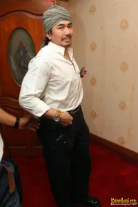 Foto Aa Gatot Brajamusti