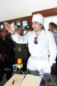 Foto Aa Gatot Brajamusti