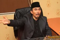 Foto Aa Gatot Brajamusti