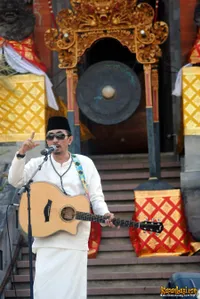 Foto Aa Gatot Brajamusti