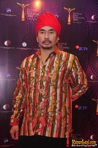 Foto Aa Gatot Brajamusti