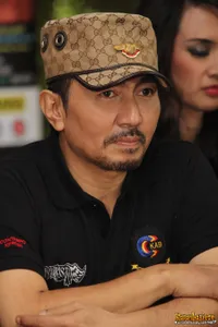 Foto Aa Gatot Brajamusti