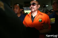 Foto Aa Gatot Brajamusti