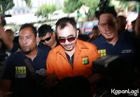 Foto Aa Gatot Brajamusti