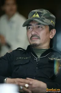 Foto Aa Gatot Brajamusti
