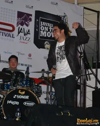 Foto Abdul And The Coffe Theory