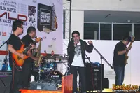 Foto Abdul And The Coffe Theory