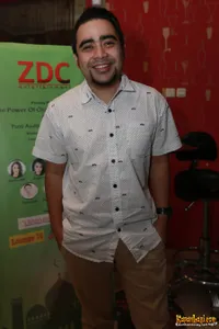 Foto Abdul And The Coffe Theory