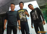 Foto Ada Band