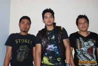 Foto Ada Band