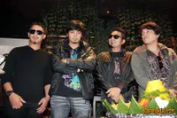 Foto Ada Band