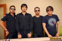 Foto Ada Band