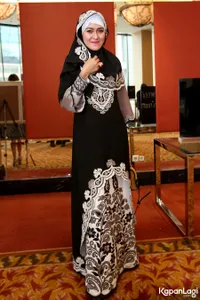 Foto Ade Bunga Niari