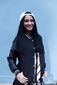 Foto Adila Fitri