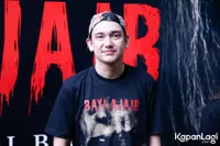 Foto Adipati Dolken