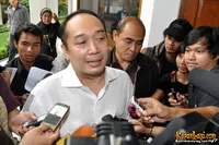 Foto Adjie Notonegoro