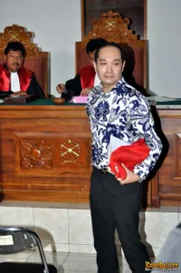 Foto Adjie Notonegoro