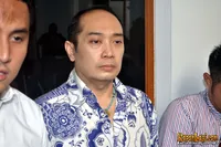 Foto Adjie Notonegoro