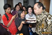 Foto Adjie Notonegoro