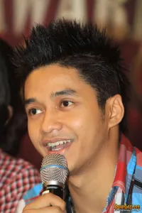 Foto Adly Fairuz