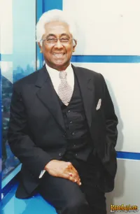 Foto Adnan Buyung Nasution