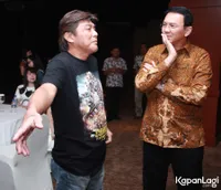Foto Ahok