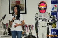 Foto Alex Asmasoebrata